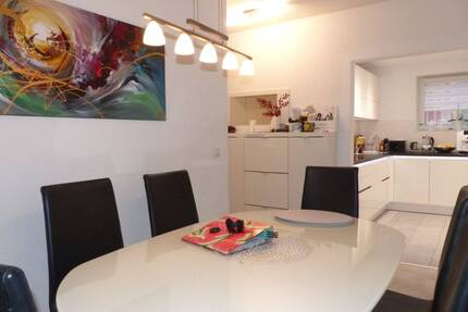 Drei-Zimmer-Wohnung in Eschborn zu verkaufen.