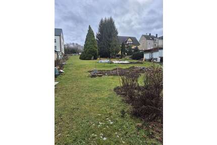 Grundstück zu verkaufen in Lugau 55.000,00 € 1390 m²