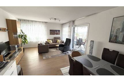 Neuwertige und sonnige 2 12 Zimmer Wohnung in ruhiger Wohnlage - Weingarten