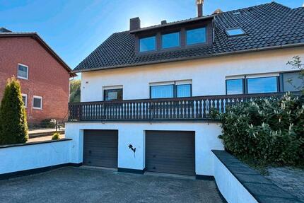 Ein - Zweifamilienhaus sofort in 31737 Rinteln Hohenrode, Privat