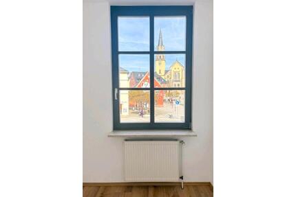 Außergewöhnliche 7-Zimmer Eigentumswohnung, Aufzug, Tiefgarage - Selb