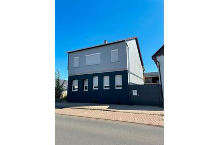 Ideal für Mehrgeneration oder Wohnen & Arbeiten – 200 m² mit Hof - Nordhausen