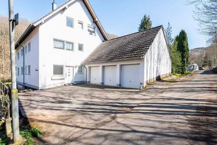 Eigentumswohnung mit Balkon & Garage - BJ 1995 - 3 Schlafzimmer & 2 Badezimmer - Schleiden Nierfeld