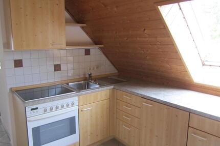 Gemütliche 2-Zimmer-DG-Wohnung - 710,00&nbsp;EUR Kaltmiete, ca.&nbsp; 55,00&nbsp;m&sup2; in Hausen (PLZ: 91353)