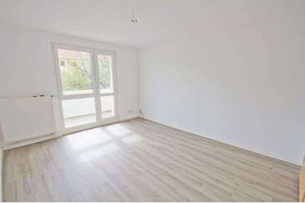 Wohnung zum Mieten in Halle (Saale) 421,00 € 58.4 m²