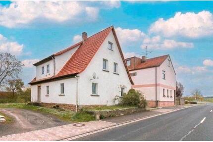 Großes Einfamilienhaus - 1.100,00&nbsp;EUR Kaltmiete, ca.&nbsp; 196,00&nbsp;m&sup2; in Schweinfurt (PLZ: 97421) Gartenstadt