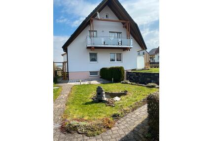 Zweifamilienhaus zu verkaufen - Baujahr 1961 - Pullenreuth