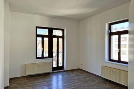 Schöne 3-Zimmer-Wohnung mit Balkon und Wannenbad in Dresdner Stadtteil Pieschen - Dresden Neustadt
