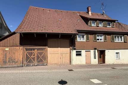 Haus zum Kaufen in Freudenstadt 193.000,00 € 127 m²