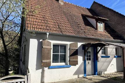 Haus in Grünsfeld - 90.000,00&nbsp;EUR Kaufpreis, ca.&nbsp; 86,00&nbsp;m&sup2;&nbsp;Wohnfl&auml;che in Grünsfeld (PLZ: 97947) Grünsfeld-Hausen