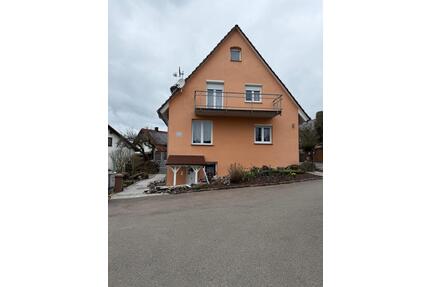 Haus zu verkaufen – Ruhiges Familienhaus in Aach bei Freudenstadt - Dornstetten