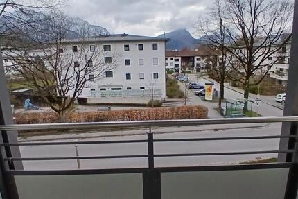 Gemütliche 1,5-Zimmer-Wohnung mit Balkon & Bergblick - Bad Reichenhall
