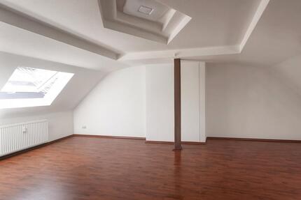 Wohnung zur Miete in Bochum Nord, Dachgeschoss, 93 m², Stellplatz