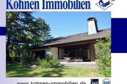 Wohnen mit Charakter: Freistehendes Architektenhaus mit großem Grundstück in Nettetal-Hinsbeck