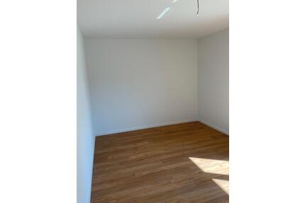 WG-Zimmer zu vermieten - 600,00&nbsp;EUR Kaltmiete, ca.&nbsp; 68,00&nbsp;m&sup2; in Freiburg im Breisgau (PLZ: 79110) Betzenhausen