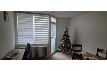 3 Zimmer Wohnung mit Balkon - 720,00&nbsp;EUR Kaltmiete, ca.&nbsp; 53,00&nbsp;m&sup2; in Oberhausen (PLZ: 46045)