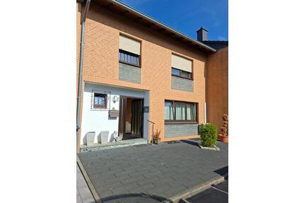 Reihenhaus in perfekter Lage - Ihr neues Zuhause - Bergheim Ahe