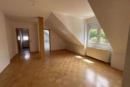 Kleine helle gemütliche 2 ZKB mit EKB in Hünfeld