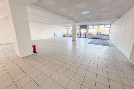 Einzelhandel in Freilassing 1.500,00 € 154 m²