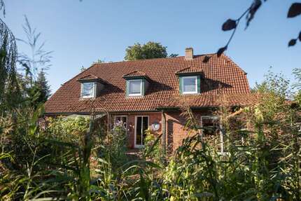 Haus zum Kaufen in Grasberg 495.000,00 € 227 m²