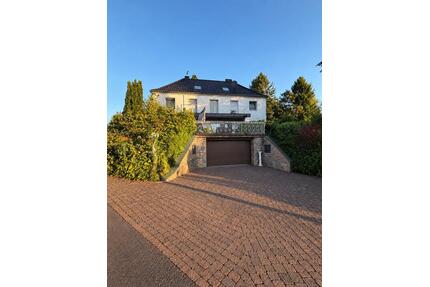 Exklusives Einfamilienhaus in naturnaher Bestlage von Kall