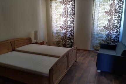 Zimmer in WG mit viel Wohnraum und Gartenteil in Dettelbach - Würzburg Sanderau