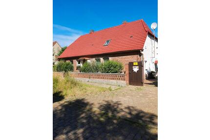 Haus in Obere Warnow - 148.000,00&nbsp;EUR Kaufpreis, ca.&nbsp; 160,00&nbsp;m&sup2; in Domsühl (PLZ: 19374)