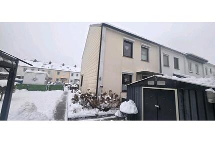 Reihenhaus Rellingen - 345.000,00&nbsp;EUR Kaufpreis, ca.&nbsp; 110,00&nbsp;m&sup2; in Rellingen (PLZ: 25462)