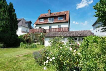 Haus zum Kaufen in Beverungen 129.000,00 € 296 m²