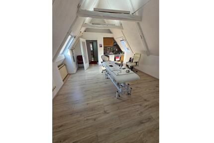 2-Zimmer-Dachgeschosswohnung mit historischem Fachwerk – Osnabrück Altstadt