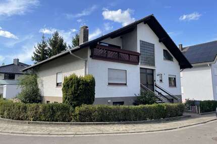 Haus zum Kaufen in Dorn Dürkheim 375.000,00 € 250 m²