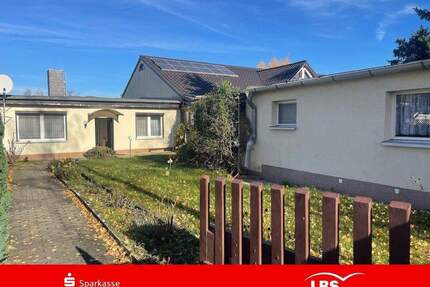 Wohnen auf einer Ebene! - 62.000,00&nbsp;EUR Kaufpreis, ca.&nbsp; 104,00&nbsp;m&sup2;&nbsp;Wohnfl&auml;che in Elsteraue (PLZ: 06729) Rehmsdorf