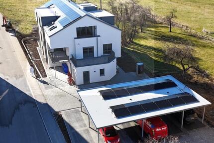 Neue 2-Zi-Wohnung mit EBK, Loggia und Carport in Haigerloch (Weildorf) Sofort frei!