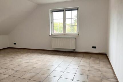 Helle 3-ZKB-Dachgeschosswohnung, 85 m², gepflegt & ruhig - Rittersdorf