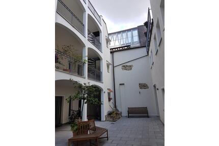 3 Zimmer Wohnung, 109qm, Baujahr 2012, frisch renoviert - Neustadt an der Waldnaab