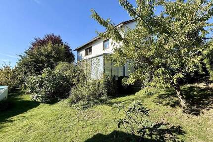Hier wohnt das Glück - charmantes Familienhaus mit Gartenparadies in Leoprechting - Regensburg Oberisling-Graß