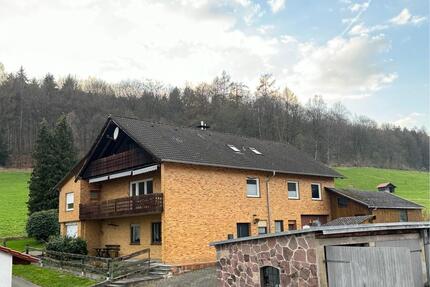 Großes Haus zur Miete - 1.499,00&nbsp;EUR Kaltmiete, ca.&nbsp; 255,00&nbsp;m&sup2; in Bodenfelde (PLZ: 37194)