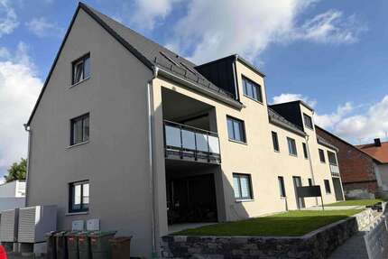 Wohnung zum Mieten in Pförring 1.025,00 € 97.55 m²