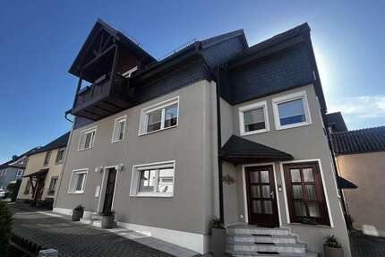 Haus zum Kaufen in Weidhausen 439.000,00 € 183 m²
