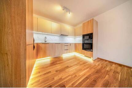 3-Zimmer-Wohnung mit Einbauküche in Tech-Metropole Dresden