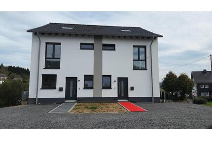 Moderne DHH – ideal für Familie & WG Studierende - Gummersbach
