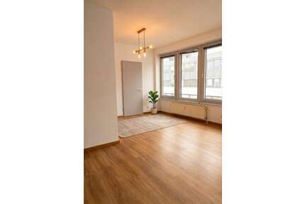 Wohnung zum Mieten in Frankfurt am main 980,00 € 54 m²