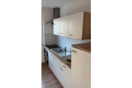 Gemütliche Erdgeschoss-Wohnung mit Einbauküche – zentral in Schönberg – sofort verfügbar!