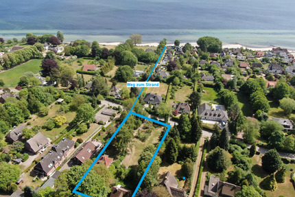 Großes Grundstück in Strandnähe mit 2 älteren Wohngebäuden - Sierksdorf