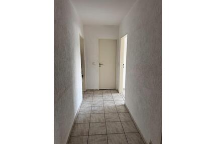 Wohnung zur Miete 2ZKB 55qm - 550,00&nbsp;EUR Kaltmiete, ca.&nbsp; 55,00&nbsp;m&sup2; in Eschelbronn (PLZ: 74927)