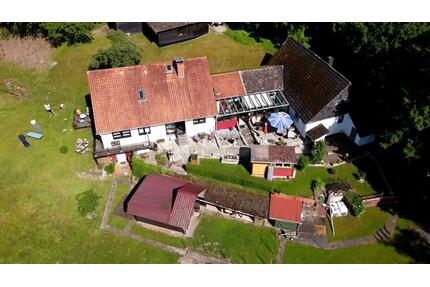 PROVISIONSFREI: Gepflegtes Haus & uriger Altbau auf 5.000m² - Bad Karlshafen