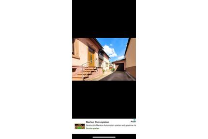 3 Zimmerwohnung in Lahr - 1.100,00&nbsp;EUR Kaltmiete, ca.&nbsp; 105,00&nbsp;m&sup2; in Lahr (Schwarzwald) (PLZ: 77933)