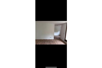 Freie 2 Zimmer Wohnung mit Essnische & Terasse inkl Stellplatz - Heidenheim an der Brenz