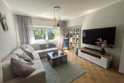 Wohnung zum Mieten in Frankfurt 1.300,00 € 83 m²