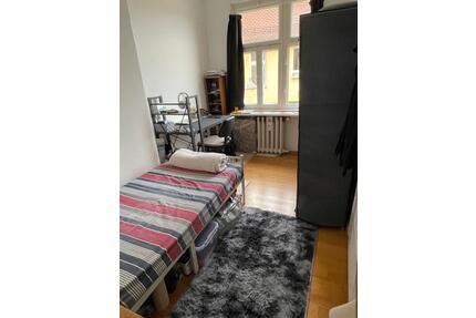 WG-Zimmer in der Altstadt - 420,00&nbsp;EUR Kaltmiete, ca.&nbsp; 104,00&nbsp;m&sup2; in Ingolstadt (PLZ: 85049)